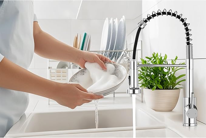 Kitchen Faucet with Pull Down Sprayer,Commercial Single Handle Stainless Steel Kitchen Faucets with Deck Plate (Chrome)