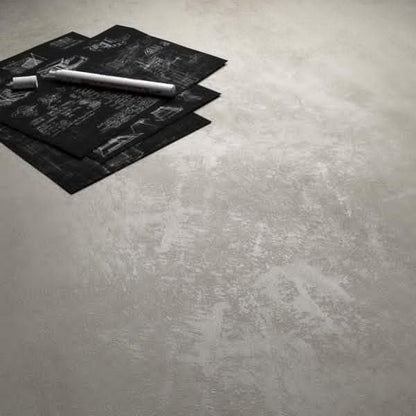Mobili Fiver, Evolution Dining Table 47.2 x 23.6 in, with Wireless Charger, Concrete Effect, Grey with One Leg, Made in Italy