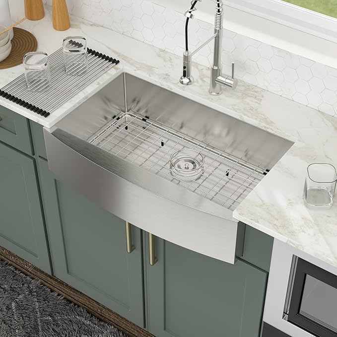 Logmey 33 Inch Apron Front Farmhouse Kitchen Sink,33x20 Premium 16 Gauge Stainless Steel Deep Single Bowl Sink,Ideal for Home Cooking,Cleaning & Daily Kitchen Use,Noise Reduction