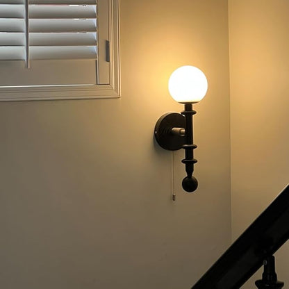 Vintage Wood Wall Sconce Globe Glass Wall Lamp with Pull Chain Switch, Farmhouse Bedside Aisle Deco Lighting Fixture Retro Modern Wooden Wall Light for Living Room Hallway Stairs, E27