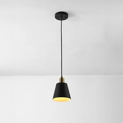 GLOBE Electric 67000153 1-Light Plug-in or Hardwire Pendant Light Fixture, Matte Black, Brass Accents, Living Room Pendant Light, Dining Room Fixture, Hanging Lamp, Hanging Lights for Bedroom