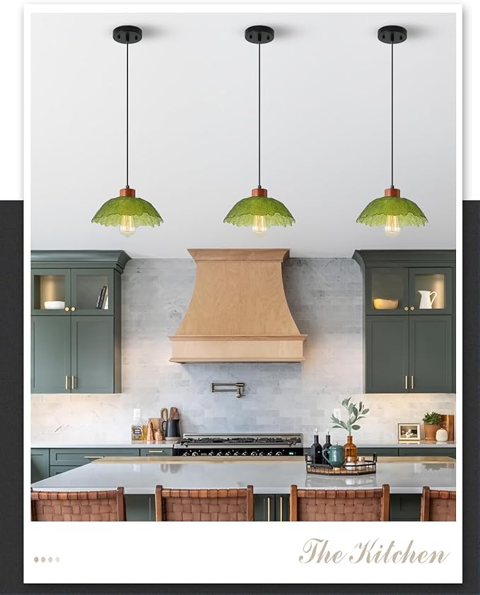 ANYLOVE Vintage Green Hammered Glass Pendant Light,11inch Gradient Petal Ceiling Hanging Lamp,Adjustable Hanging line for Kitchen Island, Dining Room, Bedroom, Hallway,Farmhouse