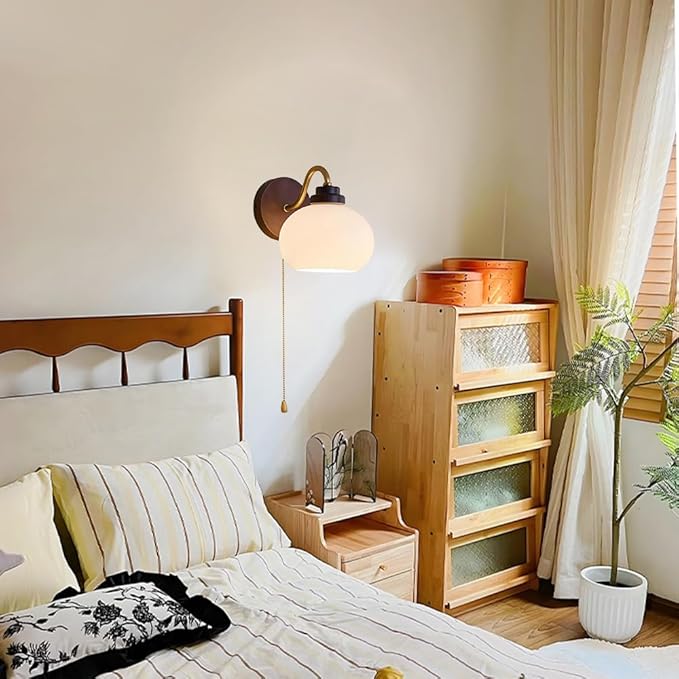Solid Wood Wall Light Retro Wall Sconce with Pull Chain Switch, Bathroom Vanity Light Fixture, Glass Shade Wall Lamps for Living Roon Halklway Bedroom, E27 Haedwired