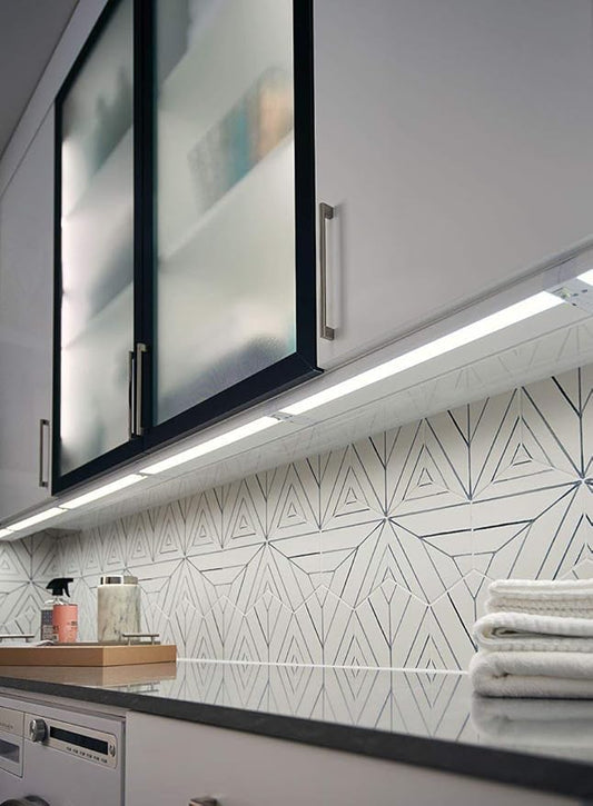 Kichler 4U Series LED Under Cabinet Light in Textured White, 3000K Dimmable Task Lighting for Kitchen or Office, 4U30K12WHT, (4.5" W x 1" H x 12" L)