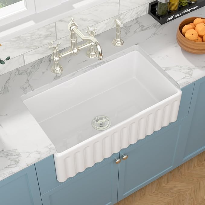 Sarlai 33 White Farmhouse Sink - 33x18 Inch Farm Kitchen Sink Reversible Apron Front White Ceramic Porcelain Fireclay Single Bowl Farmer Sinks