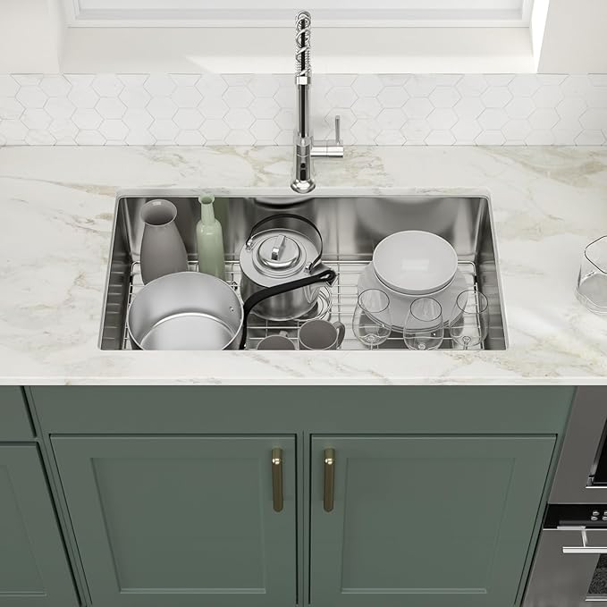Logmey 33 Inch Undermount Kitchen Sink 33x19 Stainless Steel Sinks SUS304 16 Gauge Handmade Single Bowl Sinks With Round Corners 33x19x9