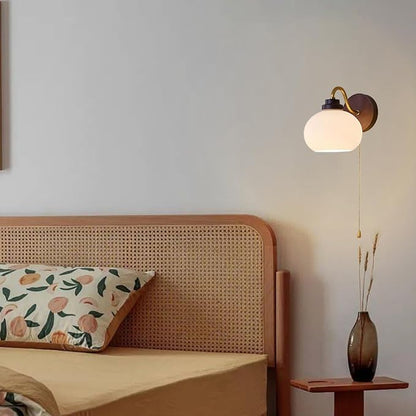 Solid Wood Wall Light Retro Wall Sconce with Pull Chain Switch, Bathroom Vanity Light Fixture, Glass Shade Wall Lamps for Living Roon Halklway Bedroom, E27 Haedwired