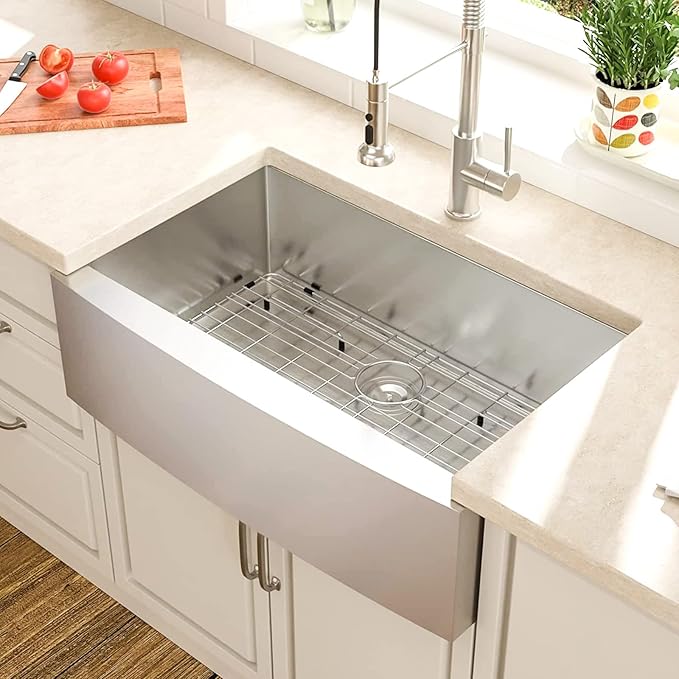 Lordear 33 Inch Farmhouse Kitchen Sink Apron Front 16 Gauge Stainless Steel Single bowl Farmer Sink Single Basin Round Corners 33X21X10 Farm Sinks