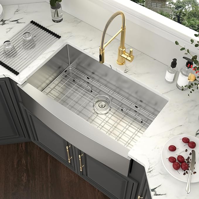 Kichae 33 Inch Farmhouse Kitchen Sink Apron Front Stainless Steel 16 Gauge Single Bowl Farm Sinks Deep Bowl Farmer Kitchen Sinks Farm Style Handmade Sink