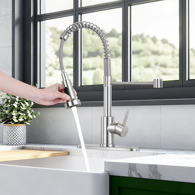 Kitchen Faucet with Pull Down Sprayer 1 Handle Pull Out Spring Sink Faucets 1 Hole Or 3 Hole Stainless Steel (Brush Nickel)