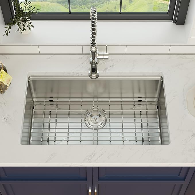 30 x 19 Inch Undermount Kitchen Sink 18 Gauge Stainless Steel Handmade Workstation Sink Round Corners Single Bowl Large Deep Under Counter Kitchen Sinks Basin, 30"x19"x9"