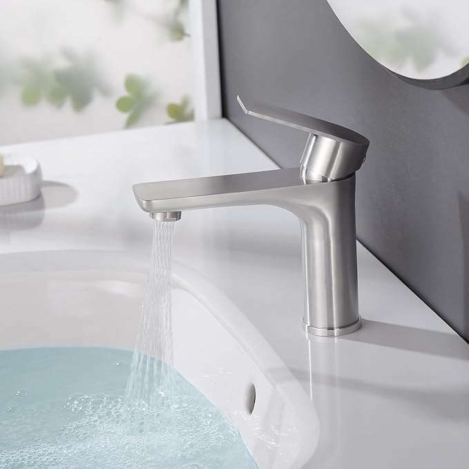 SUMERAIN Brushed Nickel Bathroom Sink Faucet Washbasin Faucet 304 Stainless Steel Single Hole Single Lever Handle