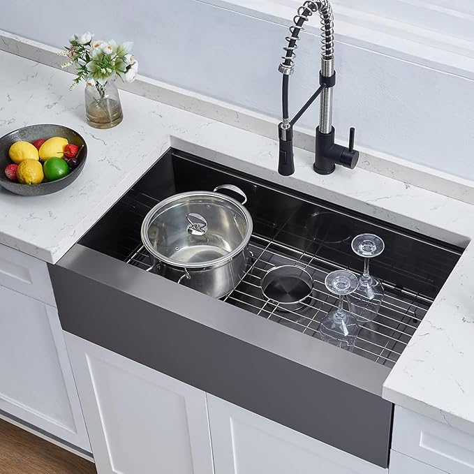 SHACO 33 Inch Black Farmhouse Sink, 33x20 Gunmetal Black 16 Gauge Stainless Steel Single Bowl Workstation Flat Apron Front Farm Kitchen Sink with Cutting Board