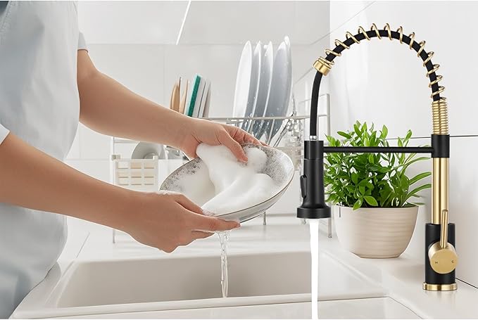 Kitchen Faucet with Pull Down Sprayer,Commercial Single Handle Stainless Steel Kitchen Faucets with Deck Plate (Brush Gold&Black)