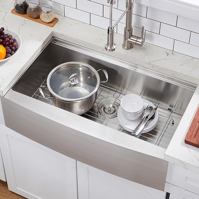 33 Inch Farmhouse Sink, 33x20 Stainless Steel Undermount Single Bowl Apron Front Handmade 16 Gauge 9" Deep Farm Kitchen Sink Workstation with Accessories