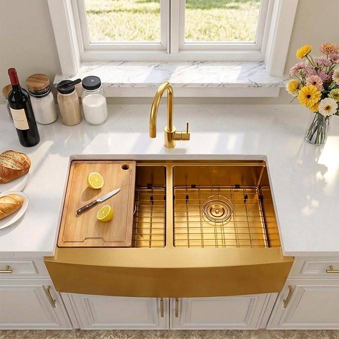 33 Inch Gold Farmhouse Sink Undermount Double Bowl, 16 Gauge 50/50 Stainless Steel Apron Front Workstation Far Sink, 33"x20"x10" Large and Deep Kitchen Sink With Accessories