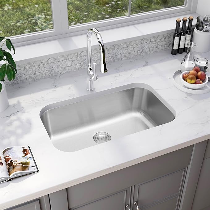 Undermount Kitchen Sink - 32 x18 x 9 Inch Stainless Steel Single Bowl Kitchen Sink, Large and Deep Round Corner Undermount Sink with Drain Assembly