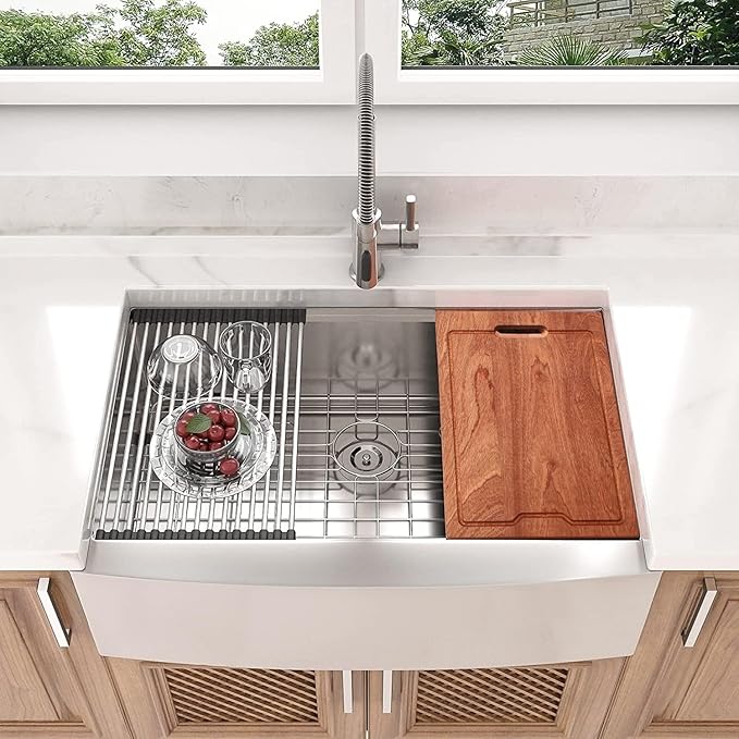 Lordear 33 Farmhouse Sink Stainless Steel Apron Front Ledge Workstation Deep Single Bowl 16 Gauge Stainless Steel Kitchen Farm Kitchen Sinks with Accessories, 9" Apron Height