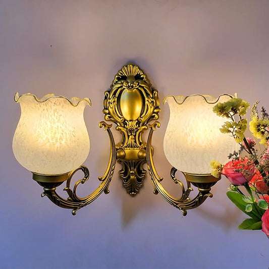 Retro Wall Sconce, 2-Light Vintage Wall Lights with Flora Glass Shade, Antiqued Vanity Wall Light Fixtures for Bedroom Living Room Bathroom Hallway Corridor Kitchen （Brass）