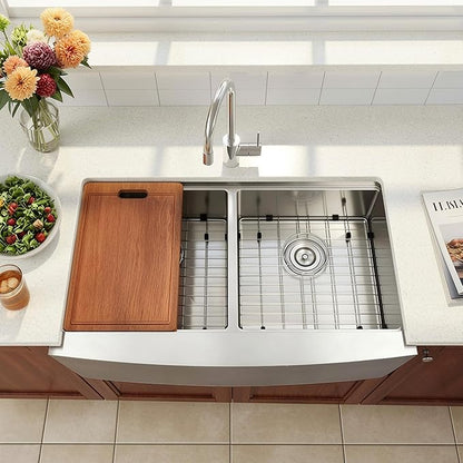 33 Inch Farmhouse Sink for Kitchen, 16 Gauge Stainless Steel Farmhouse Sink Undermount Double Bowl, 50/50 Apron Front Farm Sink, 33"x20"x10" Large Deep Kitchen Sink with Accessories