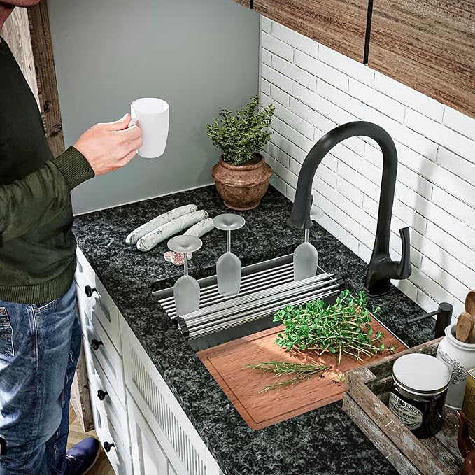 Karran Chantilly Touchless KKF375 Single Handle Pull Down Sprayer Kitchen Faucet in Matte Black