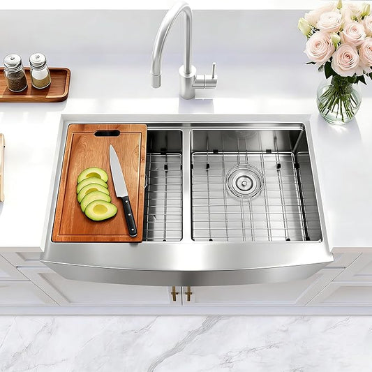 33 Inch Double Farmhouse kitchen Sink,16-Gauge SUS304 Stainless Steel Farm Sinks, 50/50 Apron Front Features Workstaion Sink With Accessories,33''×20''×10" Large and Deep Double Kitchen Sinks