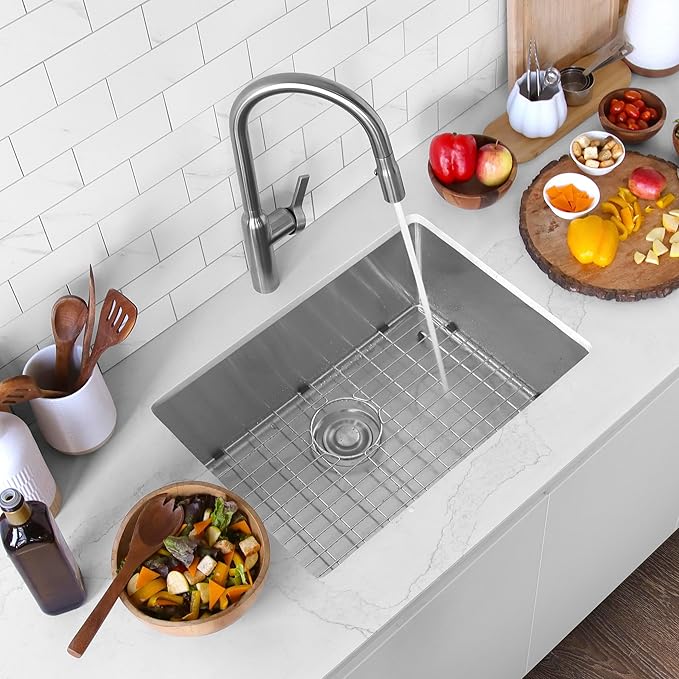 Stylish 23 x 18 Inch Undermount Kitchen Sink 16G Stainless Steel 10mm Radius Corners Single Bowl Kitchen Sinks with Bottom Grid and Luxury Basket Strainer, S-307XG