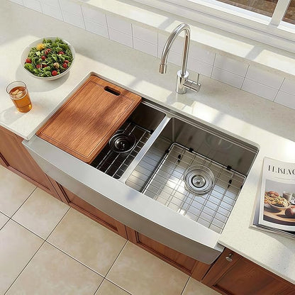 33 Inch Farmhouse Sink for Kitchen, 16 Gauge Stainless Steel Farmhouse Sink Undermount Double Bowl, 50/50 Apron Front Farm Sink, 33"x20"x10" Large Deep Kitchen Sink with Accessories
