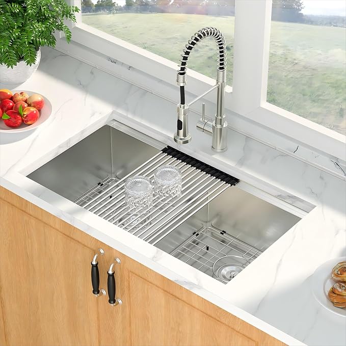 Mocoloo Double Bowl Kitchen Sinks - 50/50 Undermount Double Bowl 16 Gauge Low Divide Workstation 33 x 19 Inch Stainless Steel Sink Handmade, 10'' Deep Basin