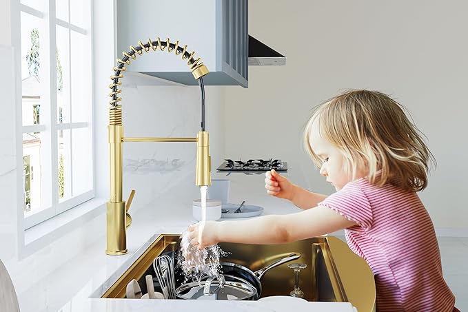 HEARCATE 33 Inch Luxury Gold Farmhouse Sink 16 Gauge Stainless Steel Workstation Undermount Apron Front Gold Kitchen Sink 10 Inch Deep Single Bowl Farm Sink