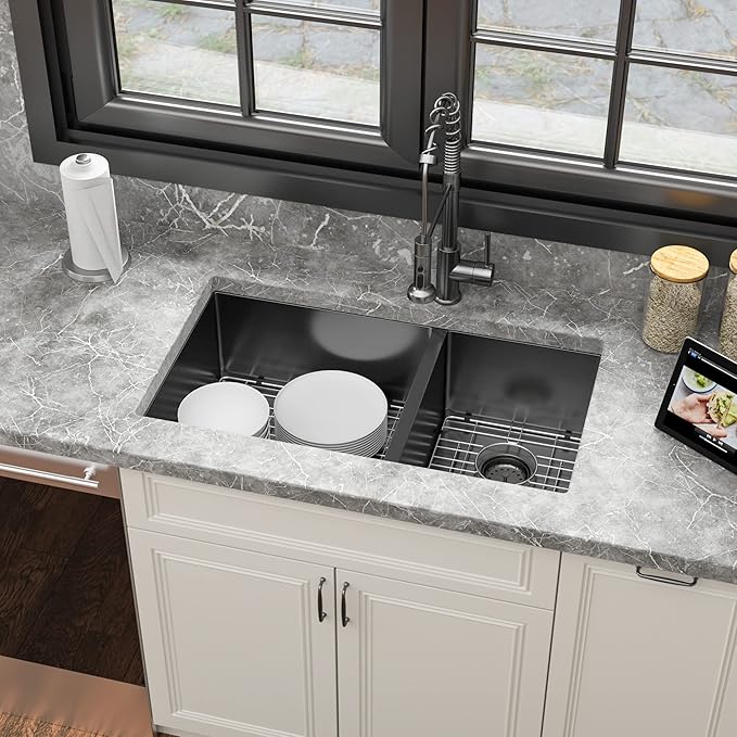 Sarlai 33 Black Kitchen Sink - 33 inch Undermount Kitchen Sink Double Bowl Gunmetal Black 16 Gauge Stainless Steel Double Sinks 60/40 Undermount Basin